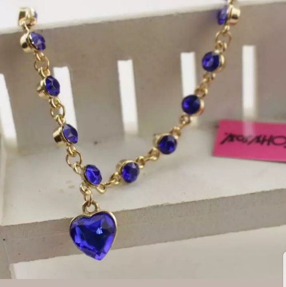 BJ Jewelry - BJ, Ocean Blue Rhinestone, Crystal Heart Bracelet